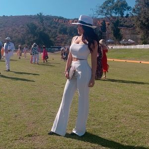 Meet your Posher, Liana